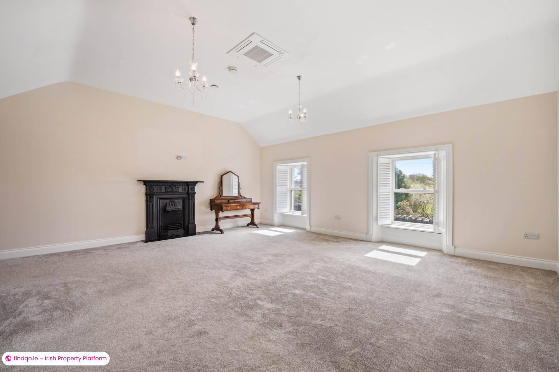 Detached house for Sale in Oughterard, Galway