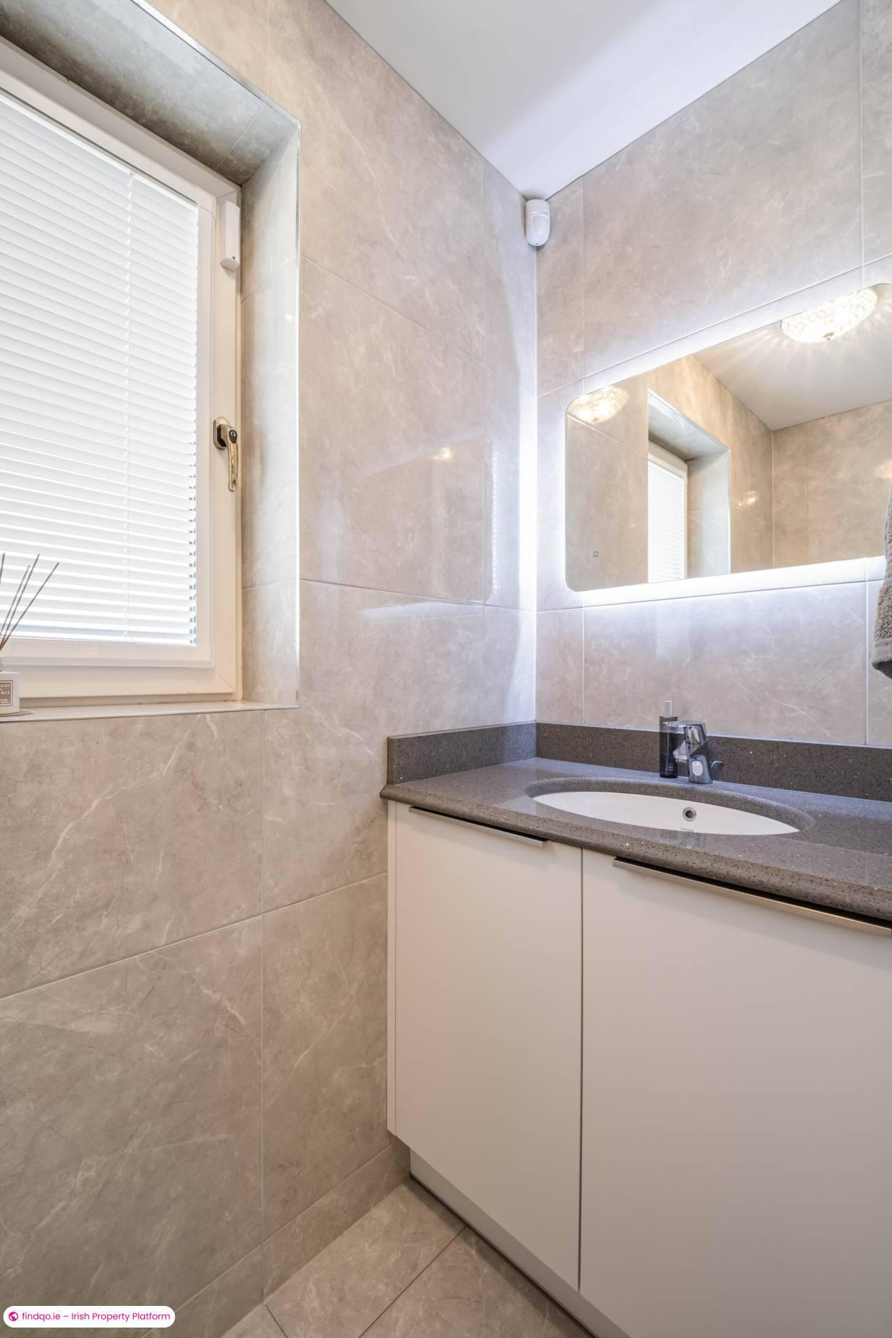 Detached house for Sale in Oughterard, Galway