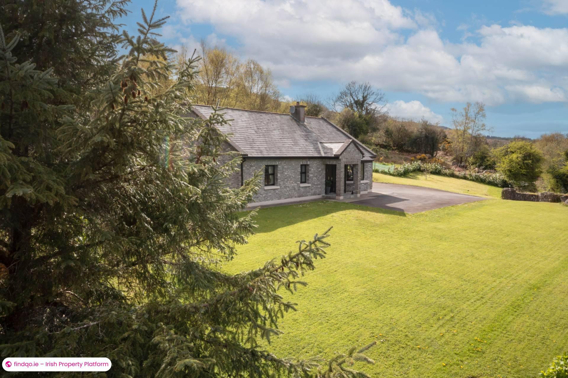 Detached house for Sale in Rosscahill, Galway