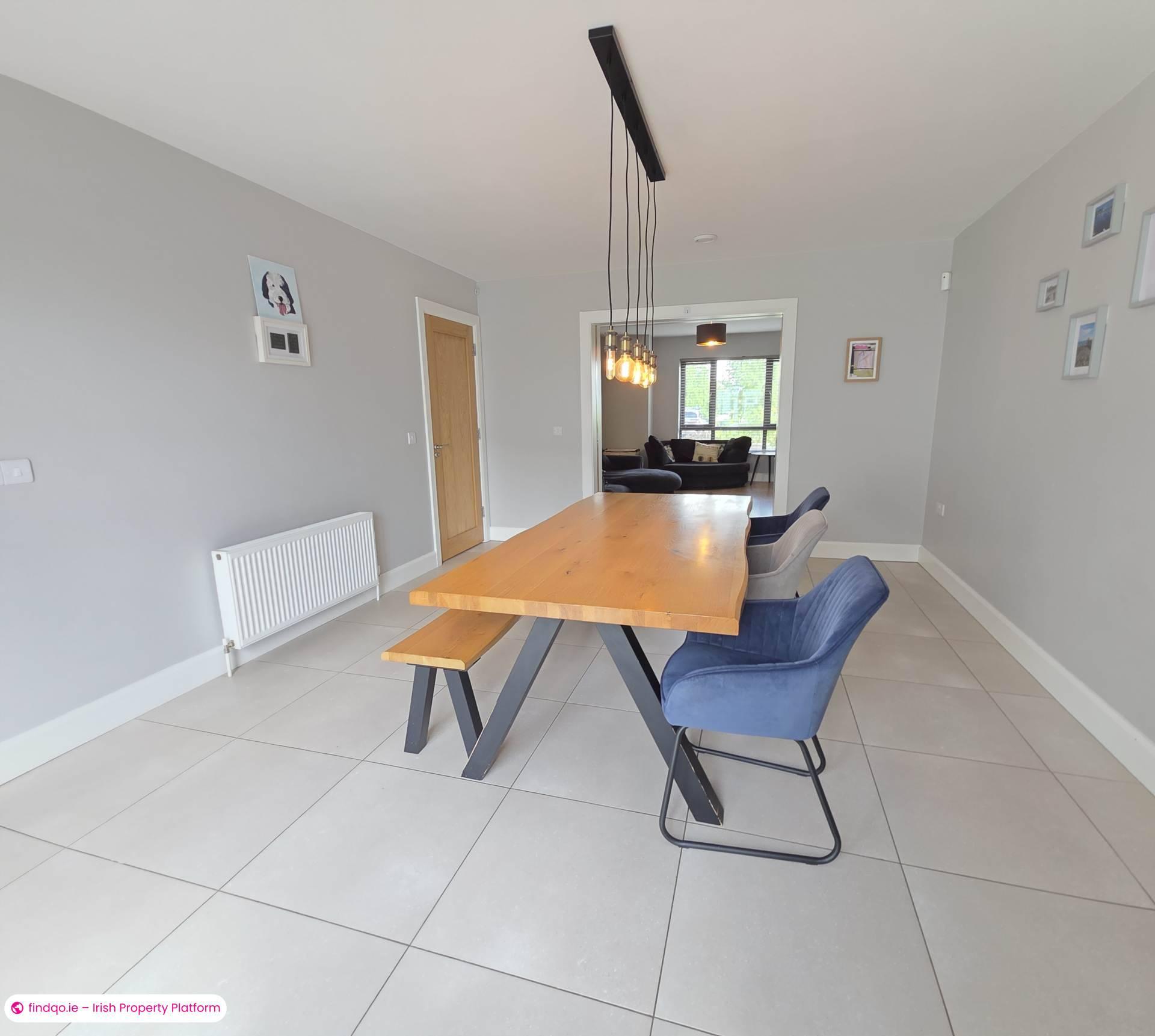 Semi-detached house for Sale in Craughwell, Galway