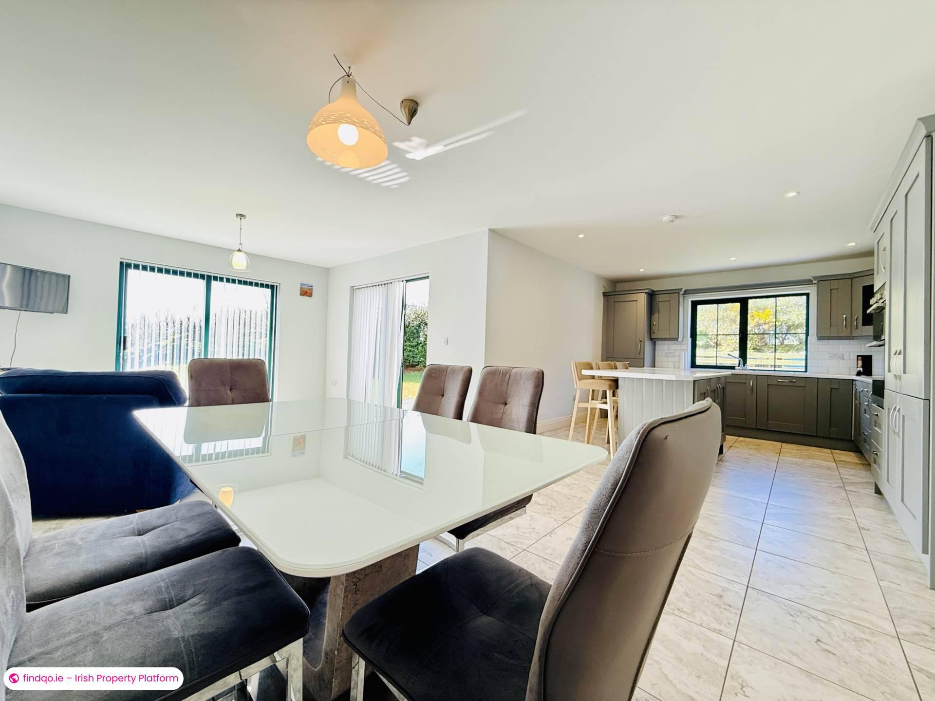 Semi-detached house for Sale in Waterville, Kerry