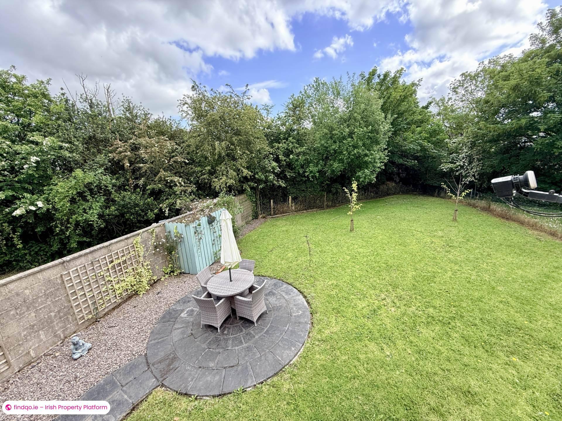 Semi-detached house for Sale in Milltown, Antrim
