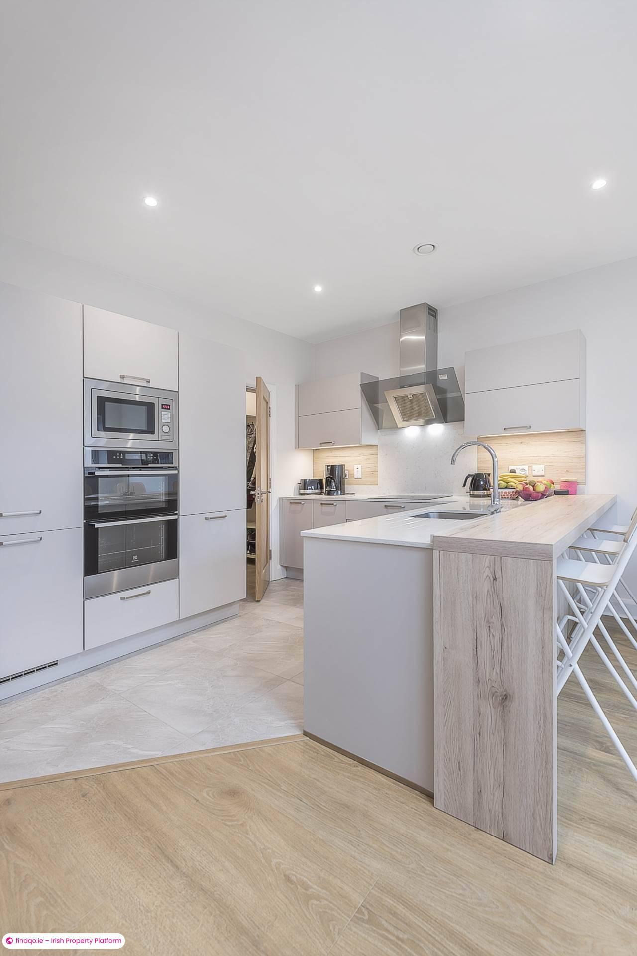 3 Bedroom Terraced house for Rent in Ardilaun Court, Sybil Hill Road, Dublin 5