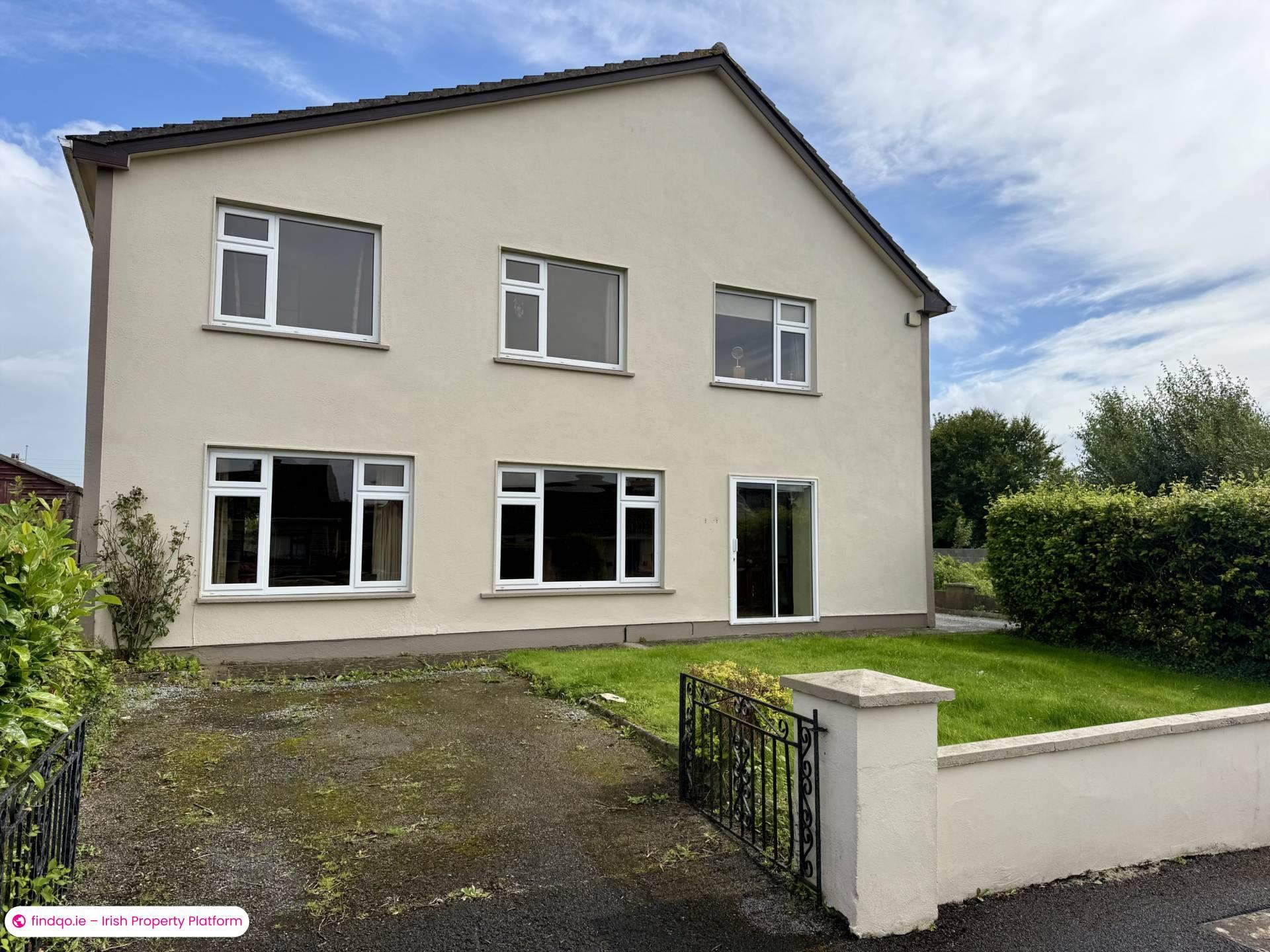 Detached house for Sale in Castlerea, Roscommon
