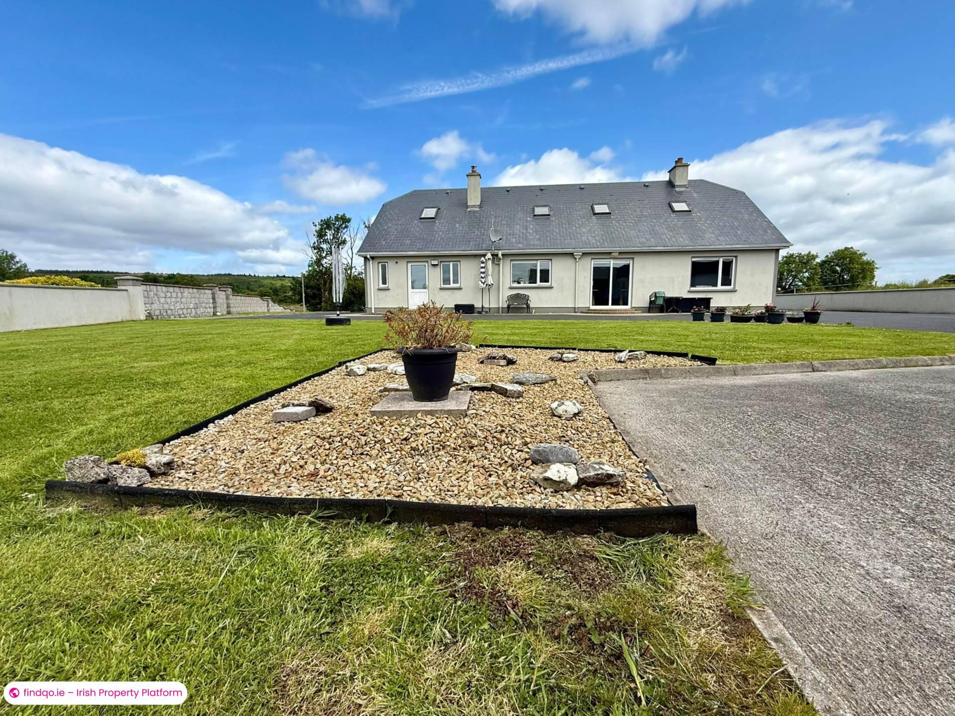 Detached house for Sale in Dunmore, Galway