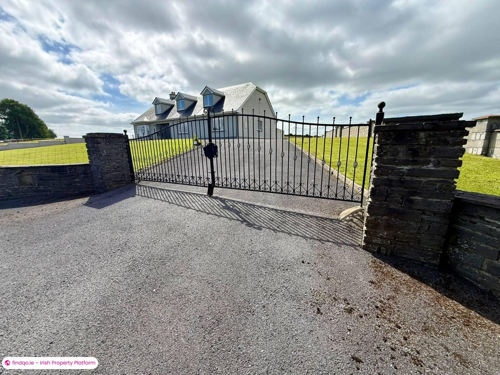 Detached house for Sale in Dunmore, Galway