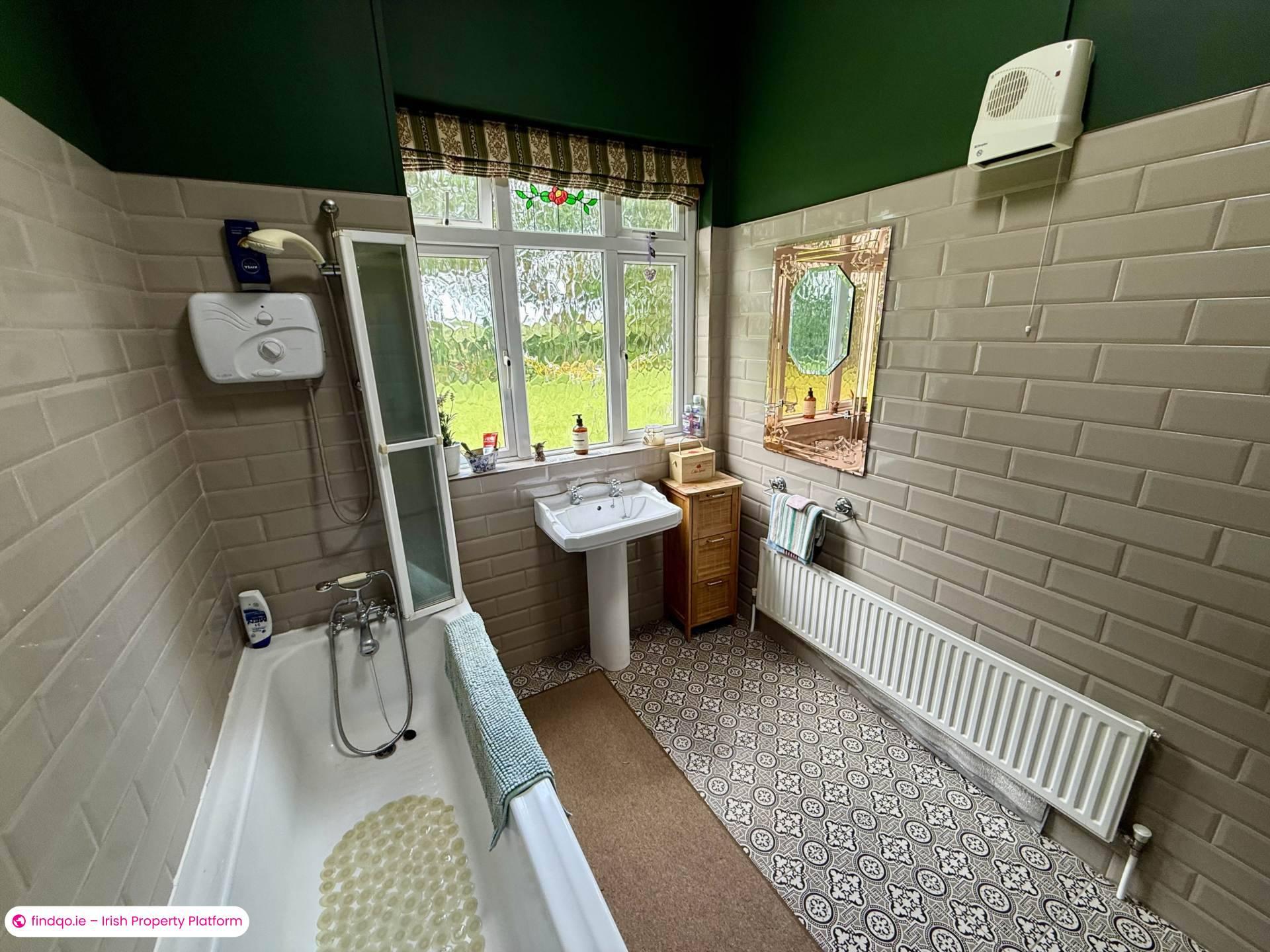 Detached house for Sale in Tuam, Galway
