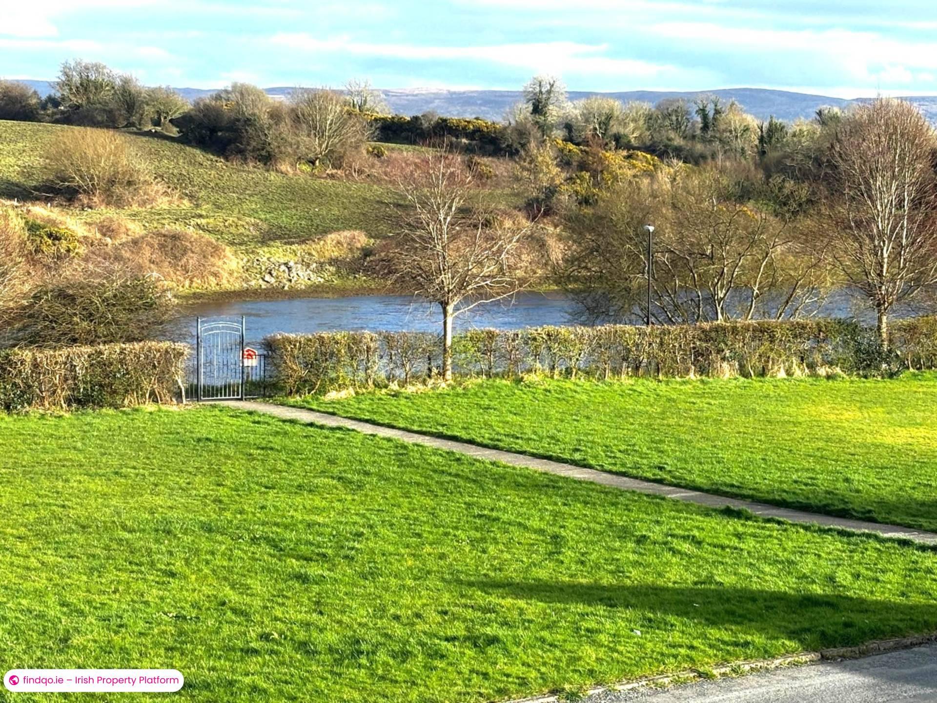 Semi-detached house for Sale in Ballina, Mayo
