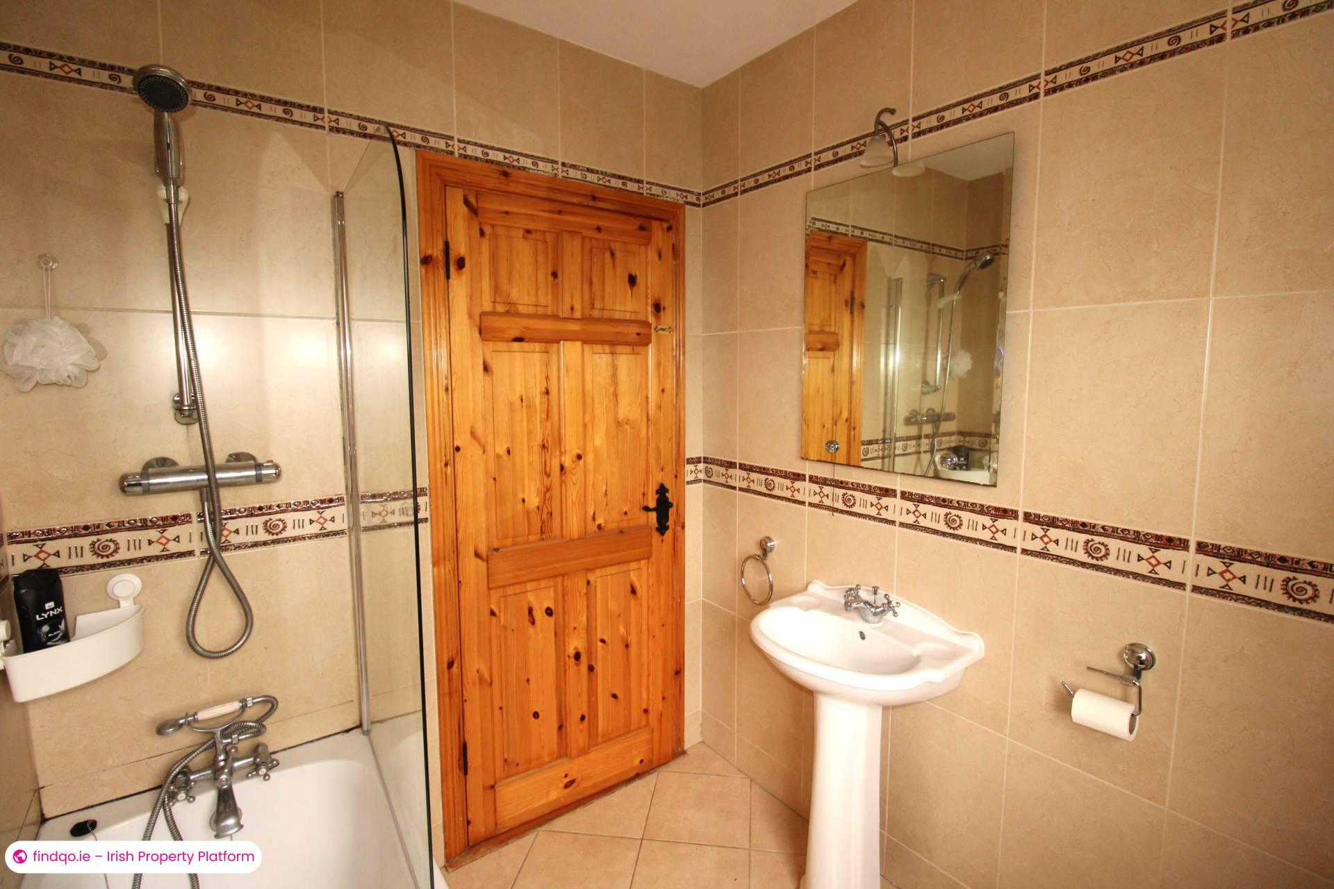 Semi-detached house for Sale in Ballina, Mayo