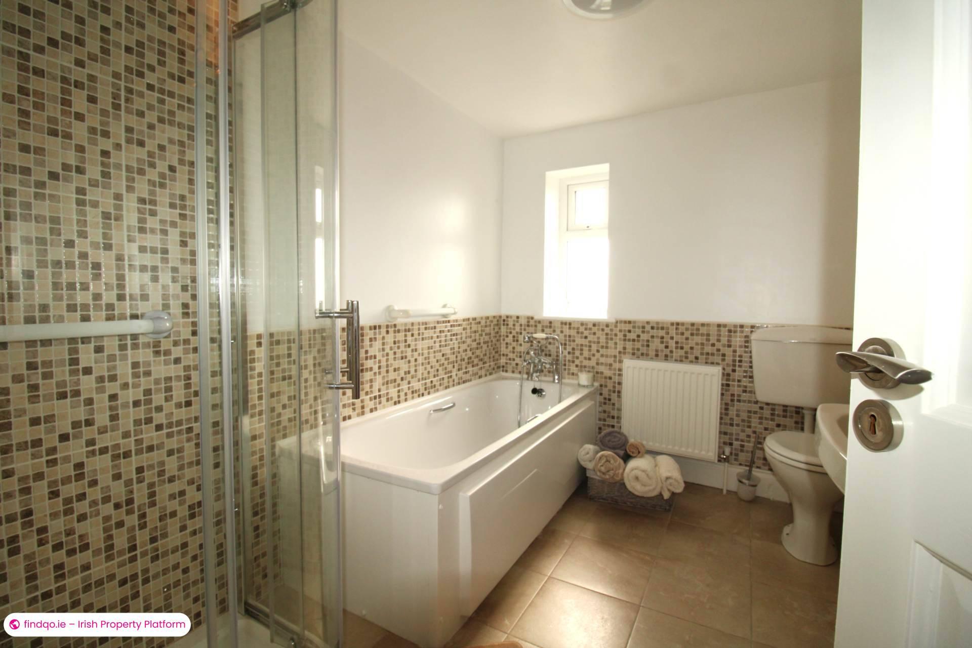 Detached house for Sale in Dromore West, Sligo