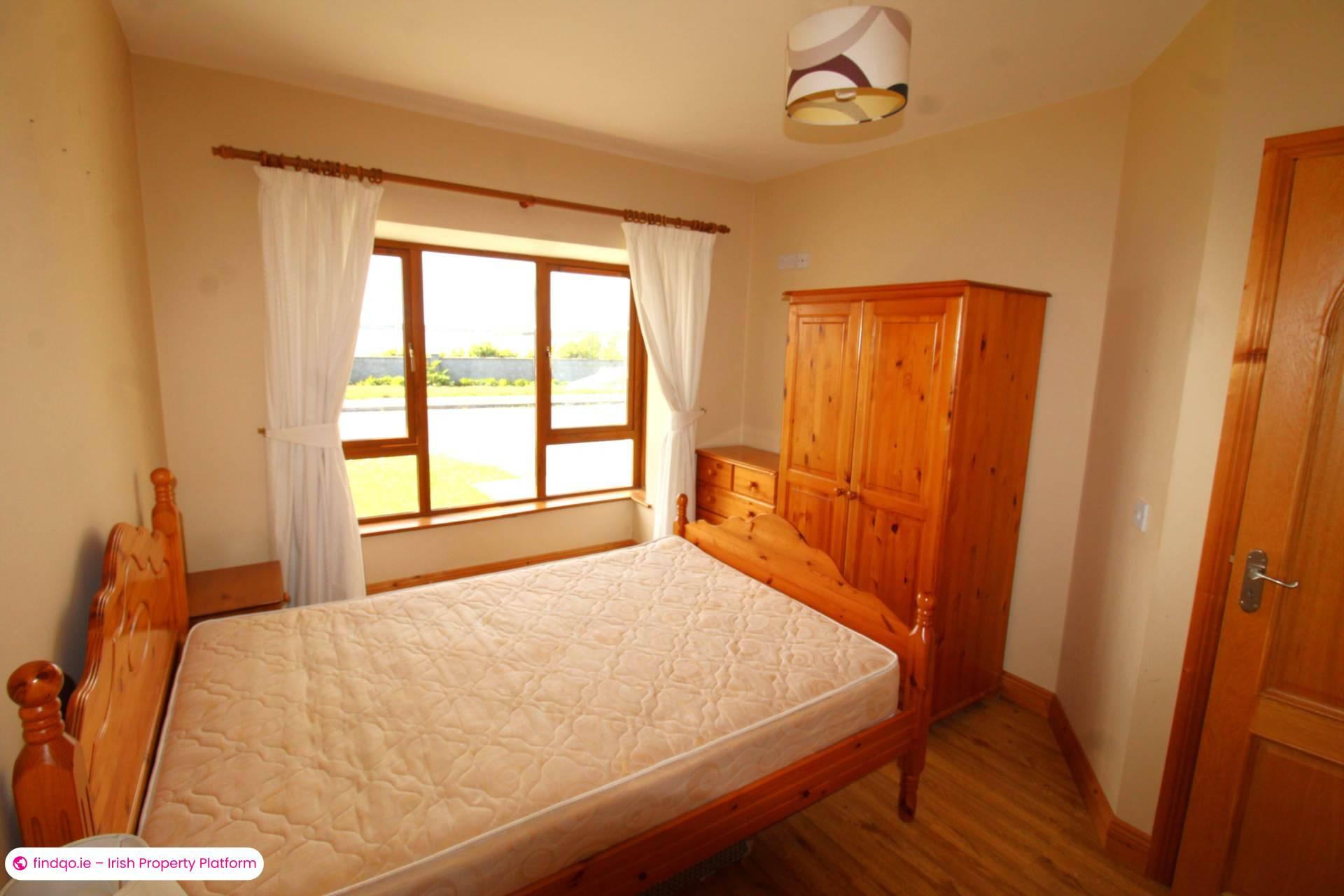Semi-detached house for Sale in Belmullet, Mayo