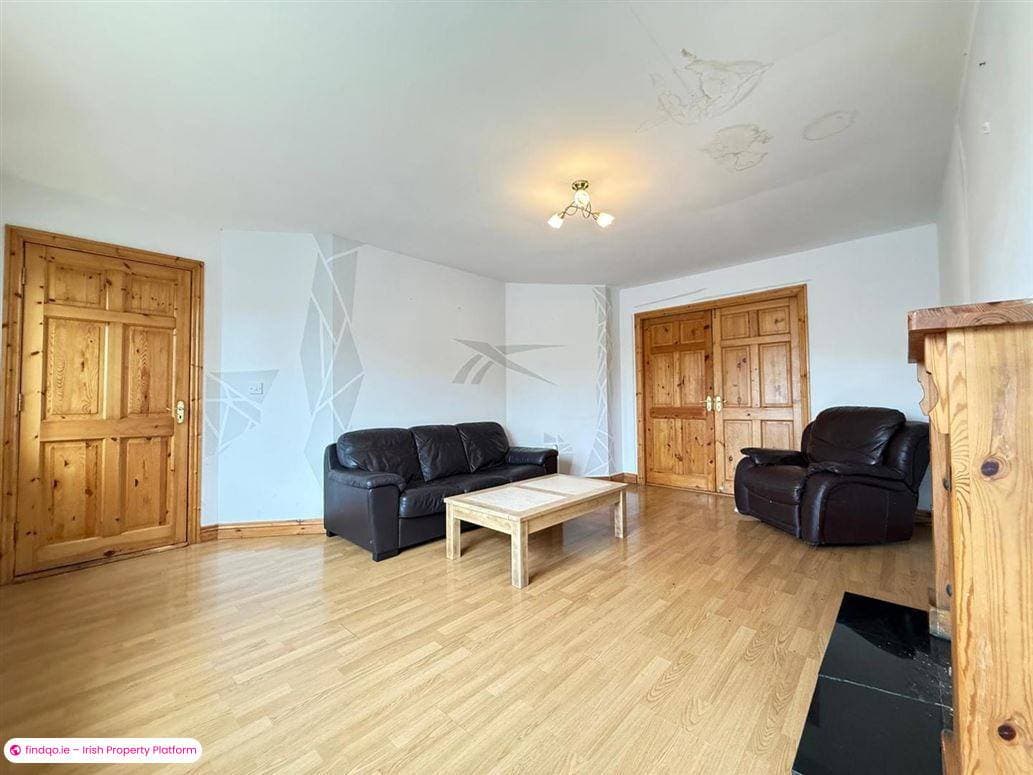 Semi-detached house for Sale in Ballaghaderreen, Roscommon