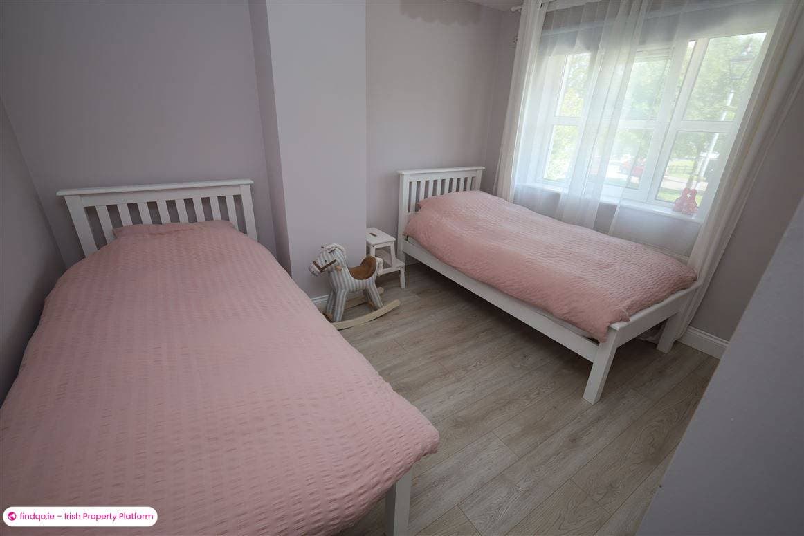 Detached house for Sale in Ballygarvan, Cork