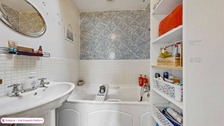 Semi-detached house for Sale in Kells, Meath