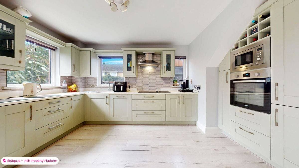 Semi-detached house for Sale in Stamullen, Meath