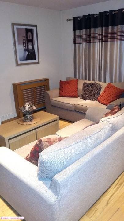 2 Bedroom Apartment for Rent in Glanmire, Cork