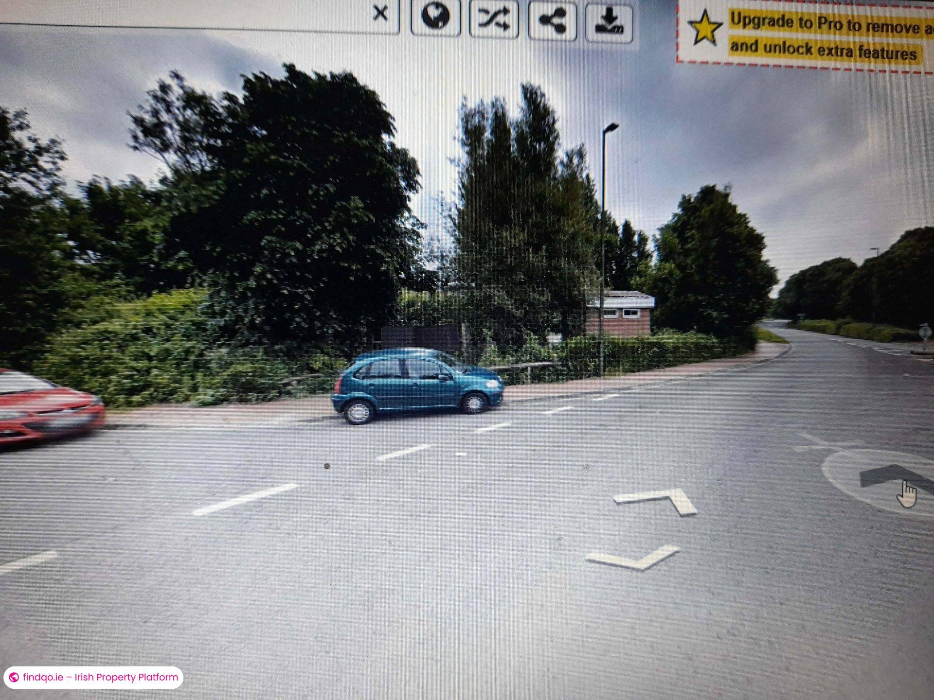 Detached house for Sale Outside Ireland