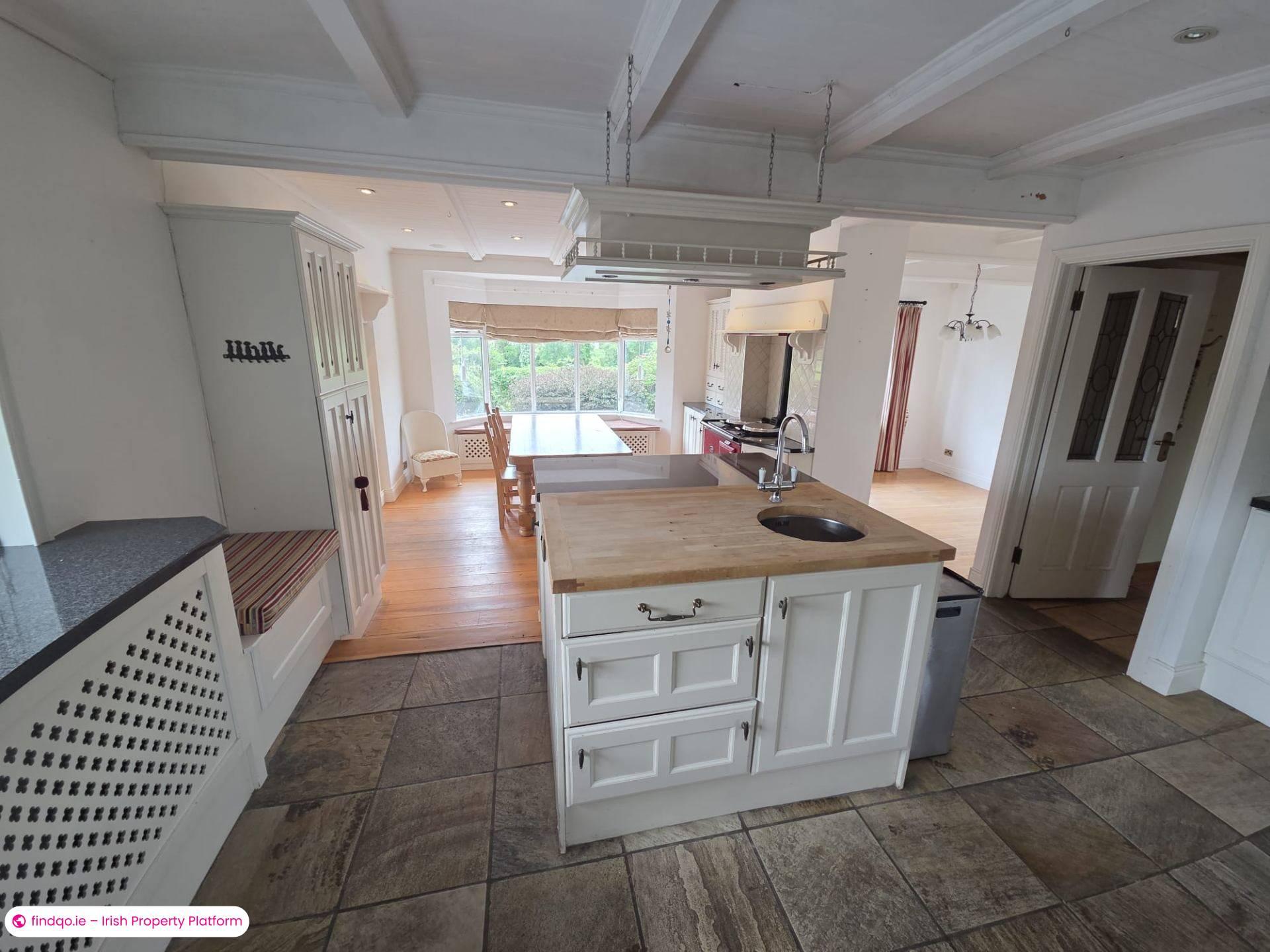 Bungalow for Sale in Dundalk, Louth
