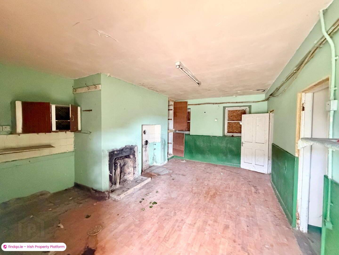 Detached house for Sale in Charleville, Cork