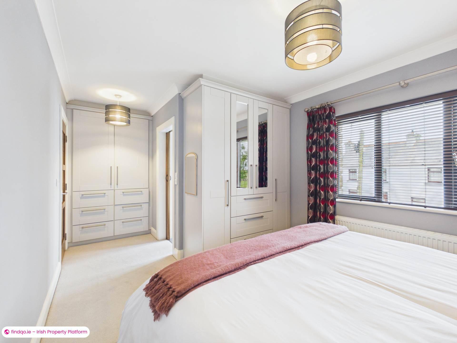 Detached house for Sale in Tuam, Galway
