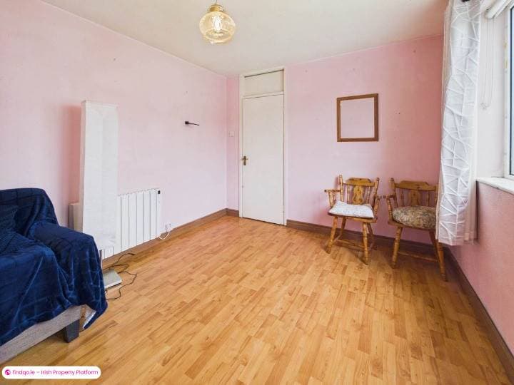 Terraced house for Sale in Newcastle, Galway