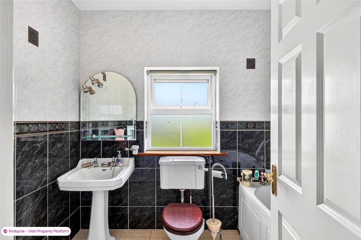 Detached house for Sale in Ballinrobe, Mayo