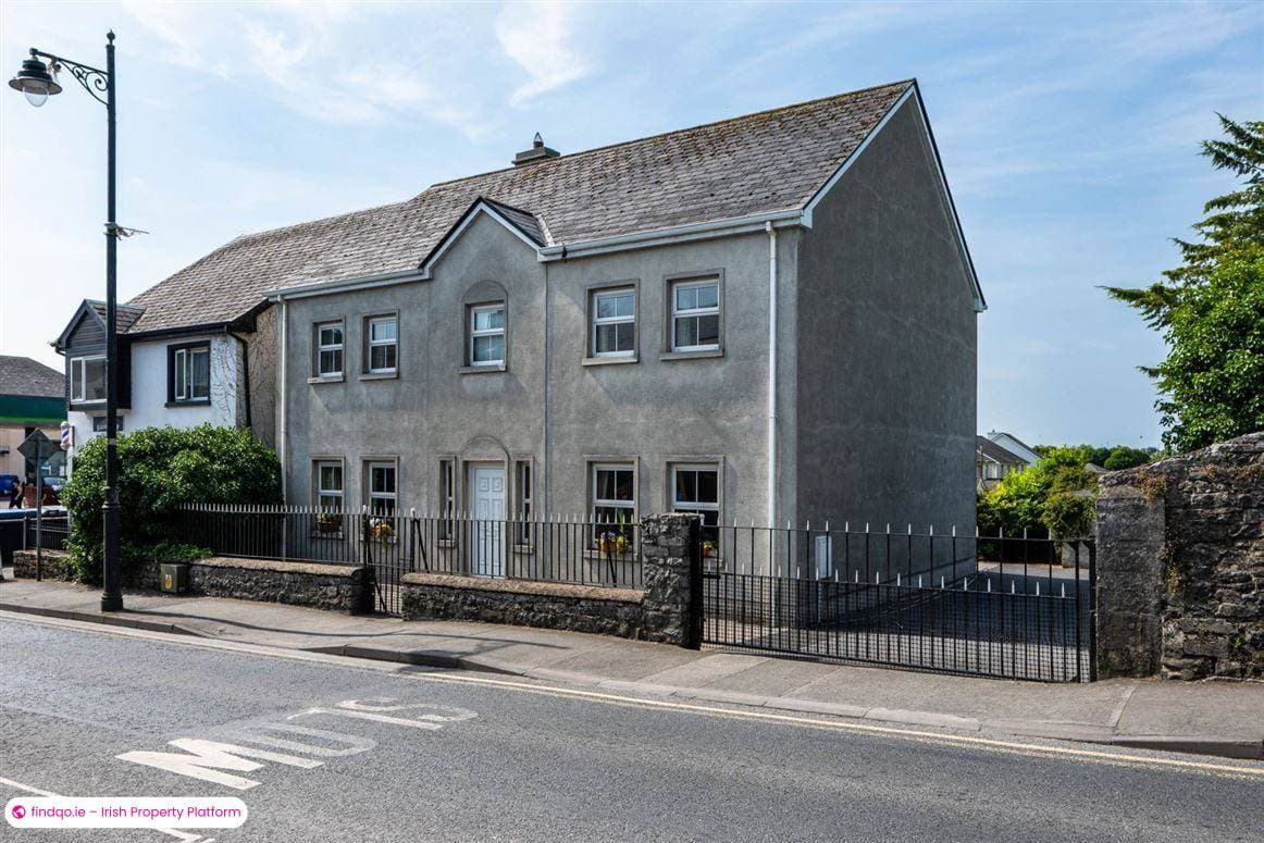 Detached house for Sale in Ballinrobe, Mayo