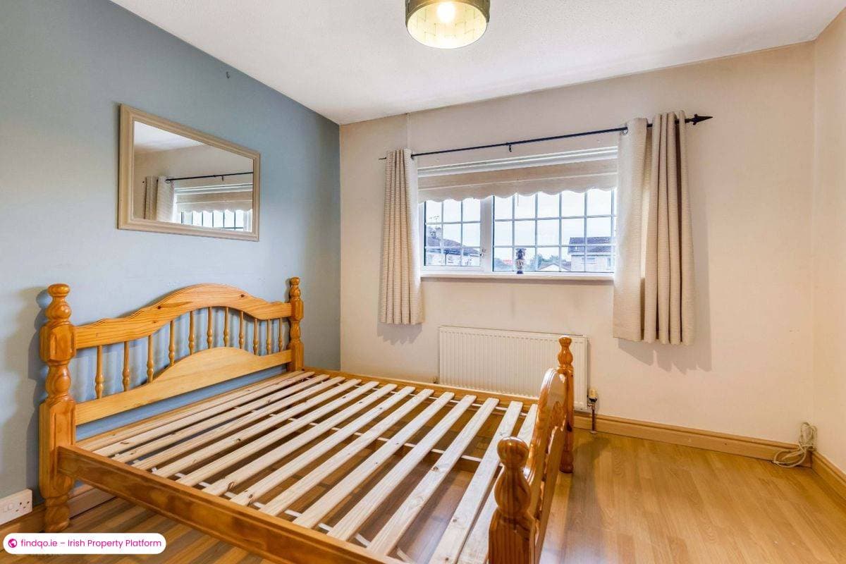 End of terrace house for Sale in Blackrock, Louth