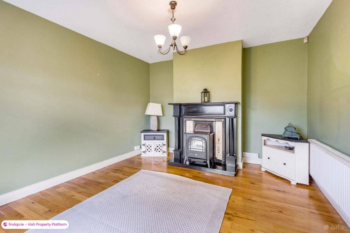 End of terrace house for Sale in Blackrock, Louth