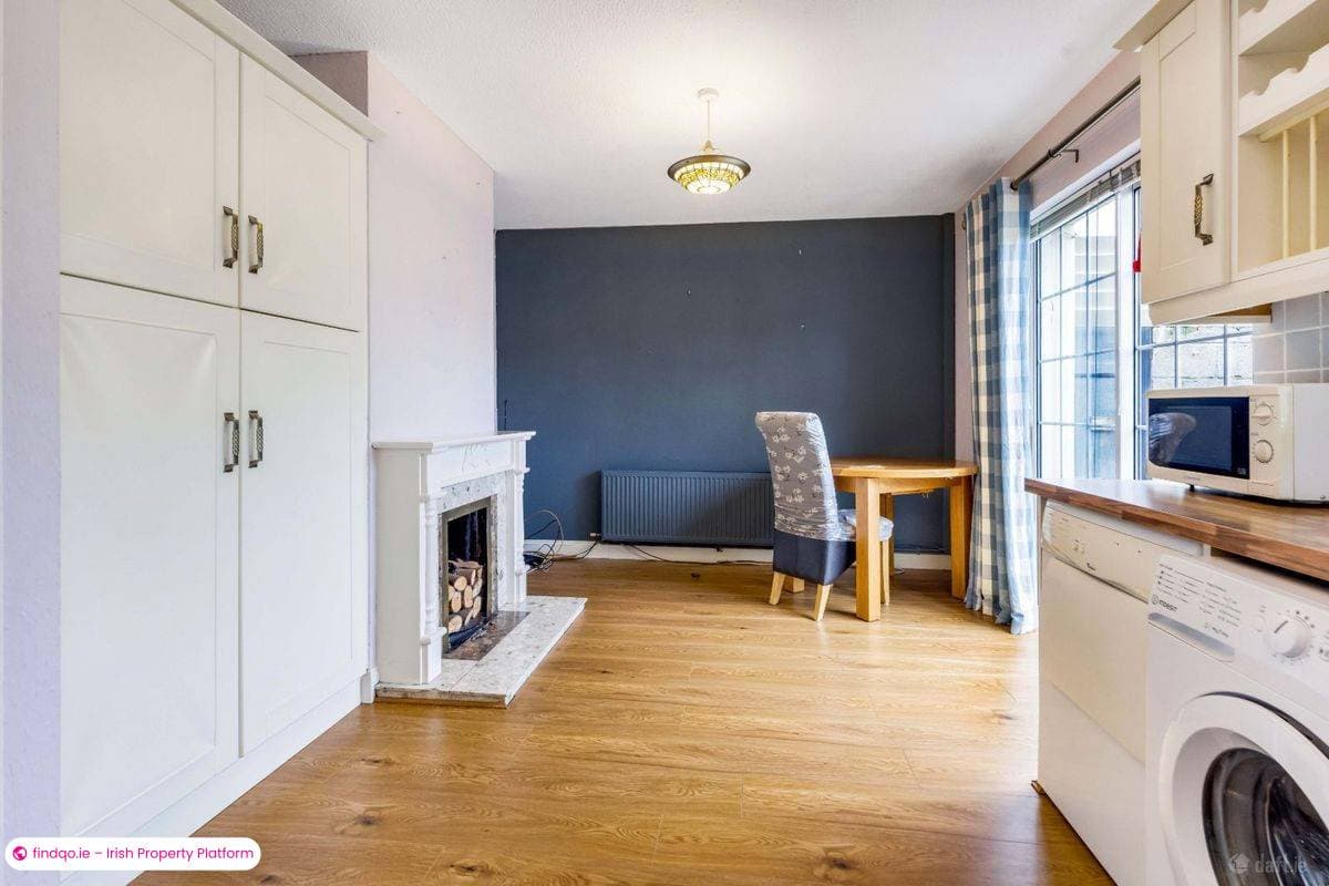 End of terrace house for Sale in Blackrock, Louth