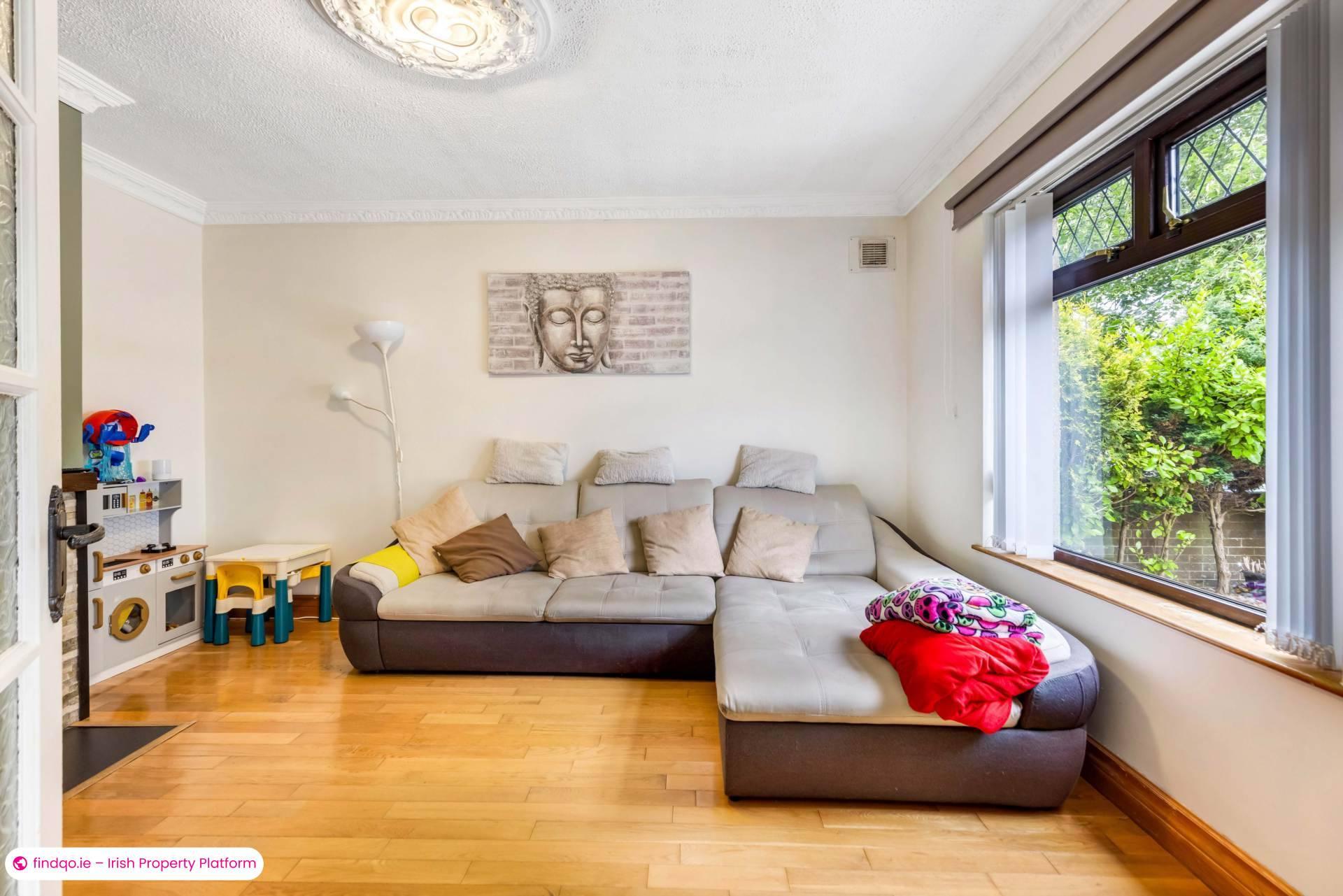 End of terrace house for Sale in Blackrock, Louth