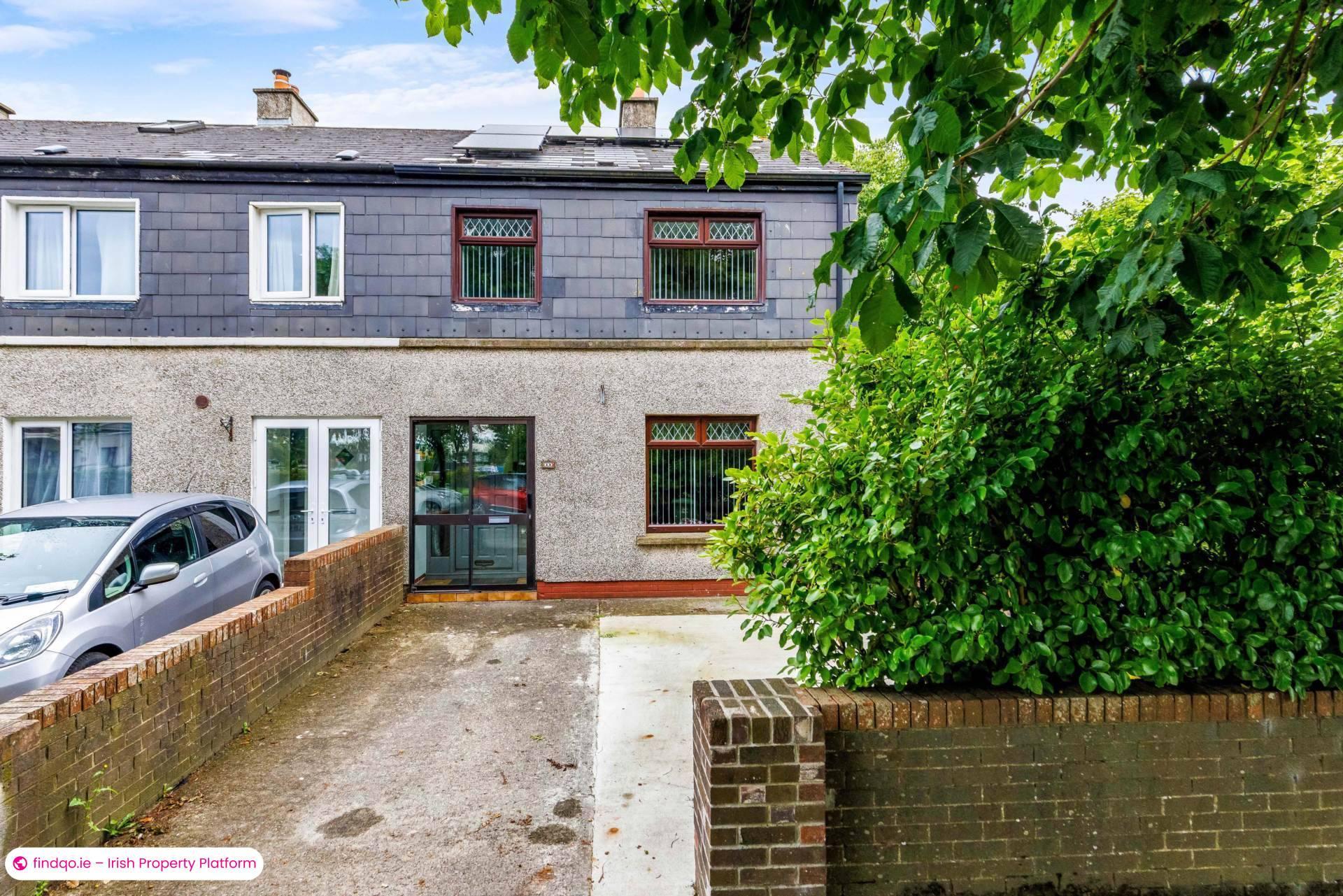 End of terrace house for Sale in Blackrock, Louth