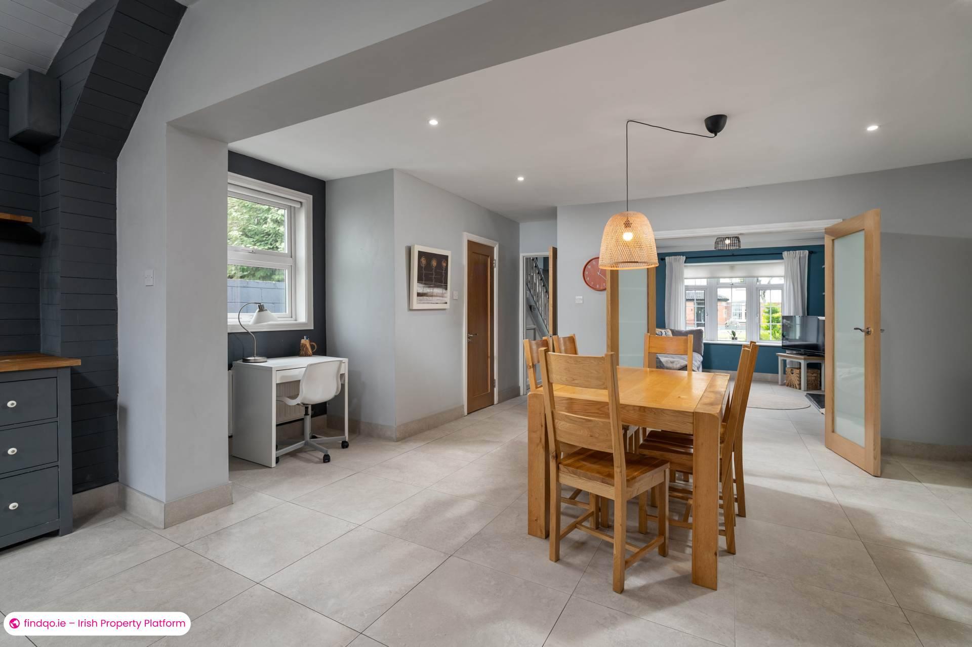 3 Bedroom Semi-detached house for Rent in Dublin 20
