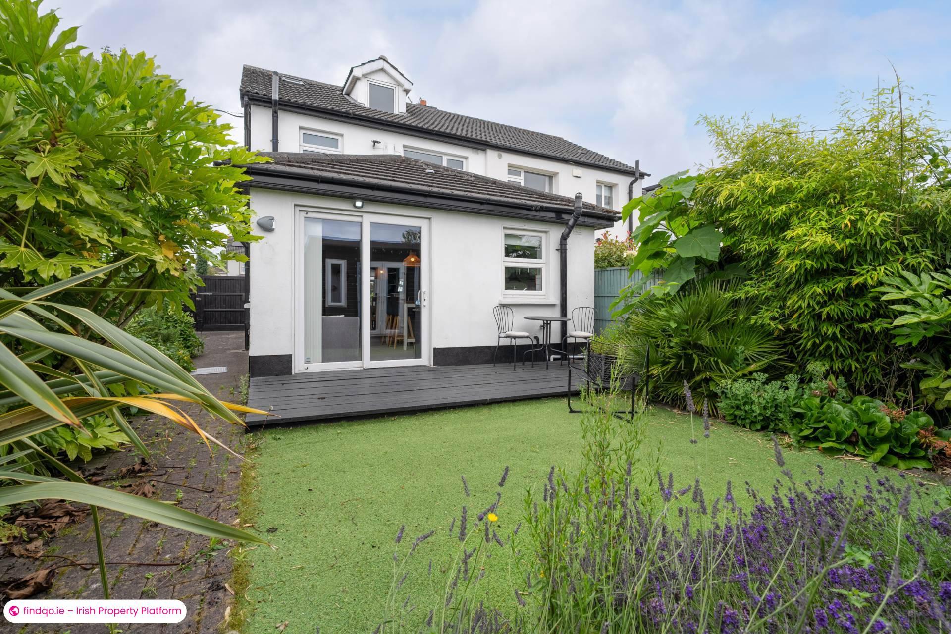 3 Bedroom Semi-detached house for Rent in Dublin 20