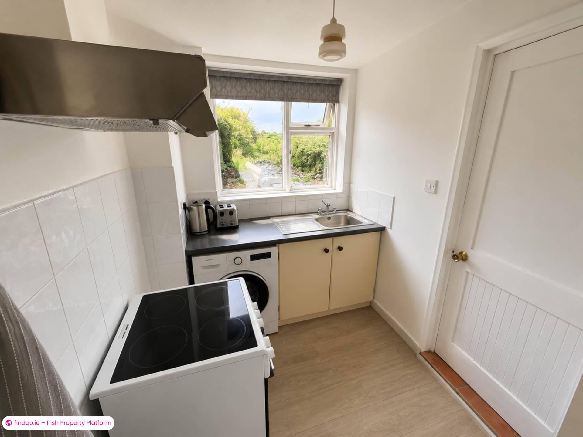 Semi-detached house for Sale in Glenamaddy, Galway