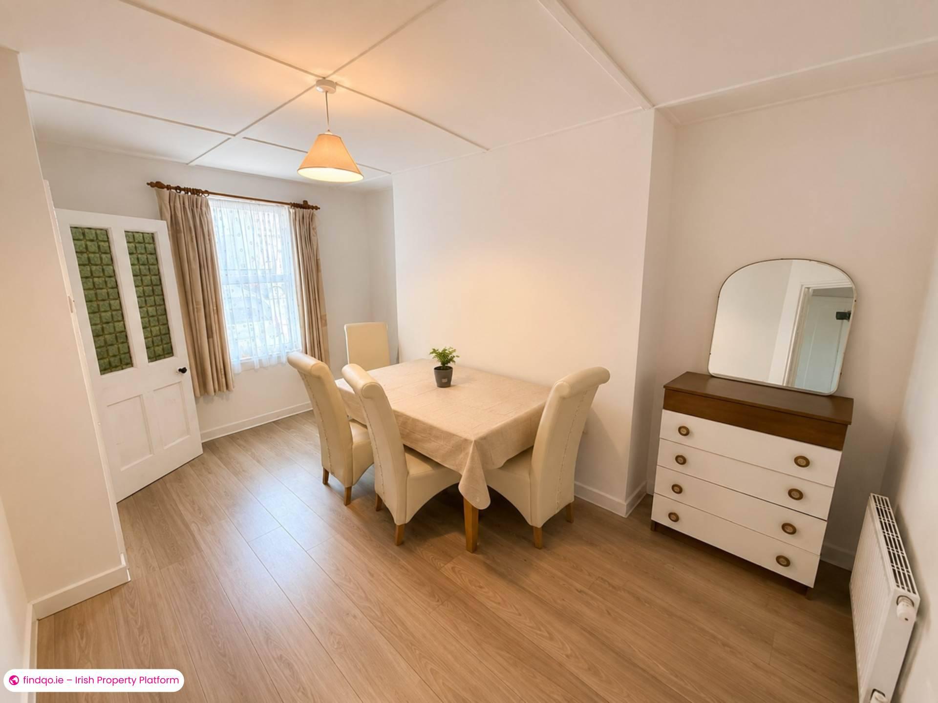 Semi-detached house for Sale in Glenamaddy, Galway