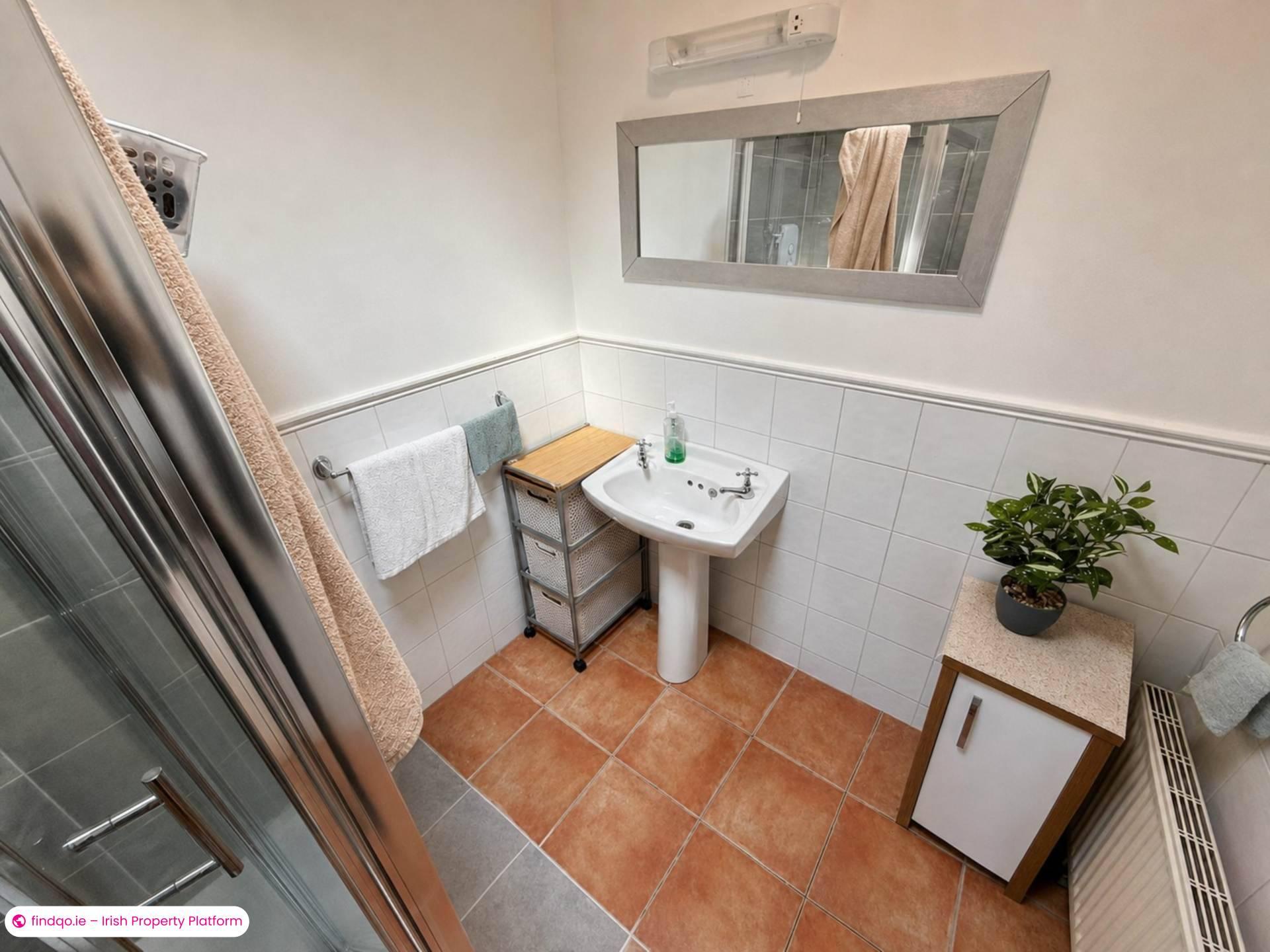 Semi-detached house for Sale in Glenamaddy, Galway