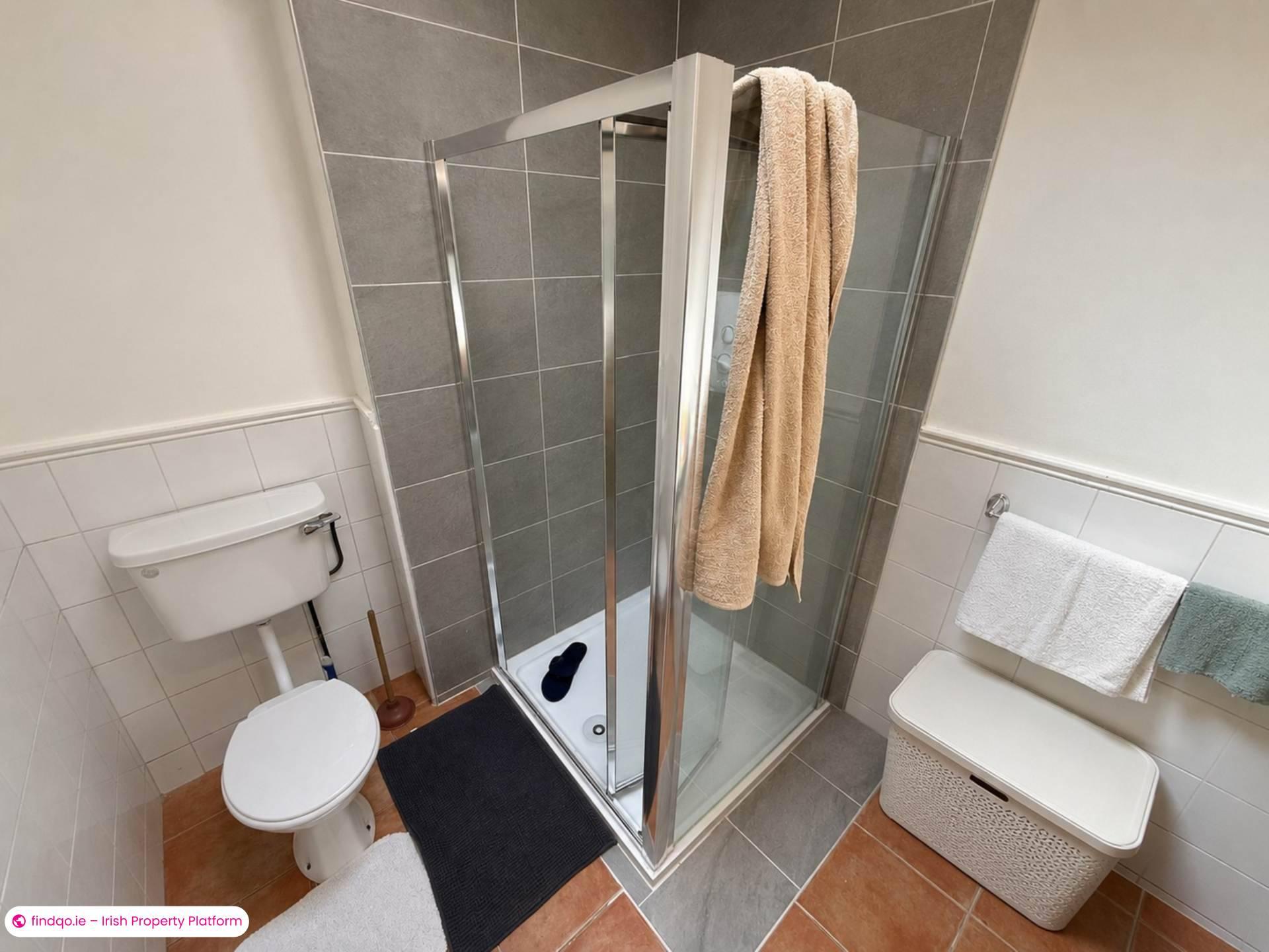 Semi-detached house for Sale in Glenamaddy, Galway