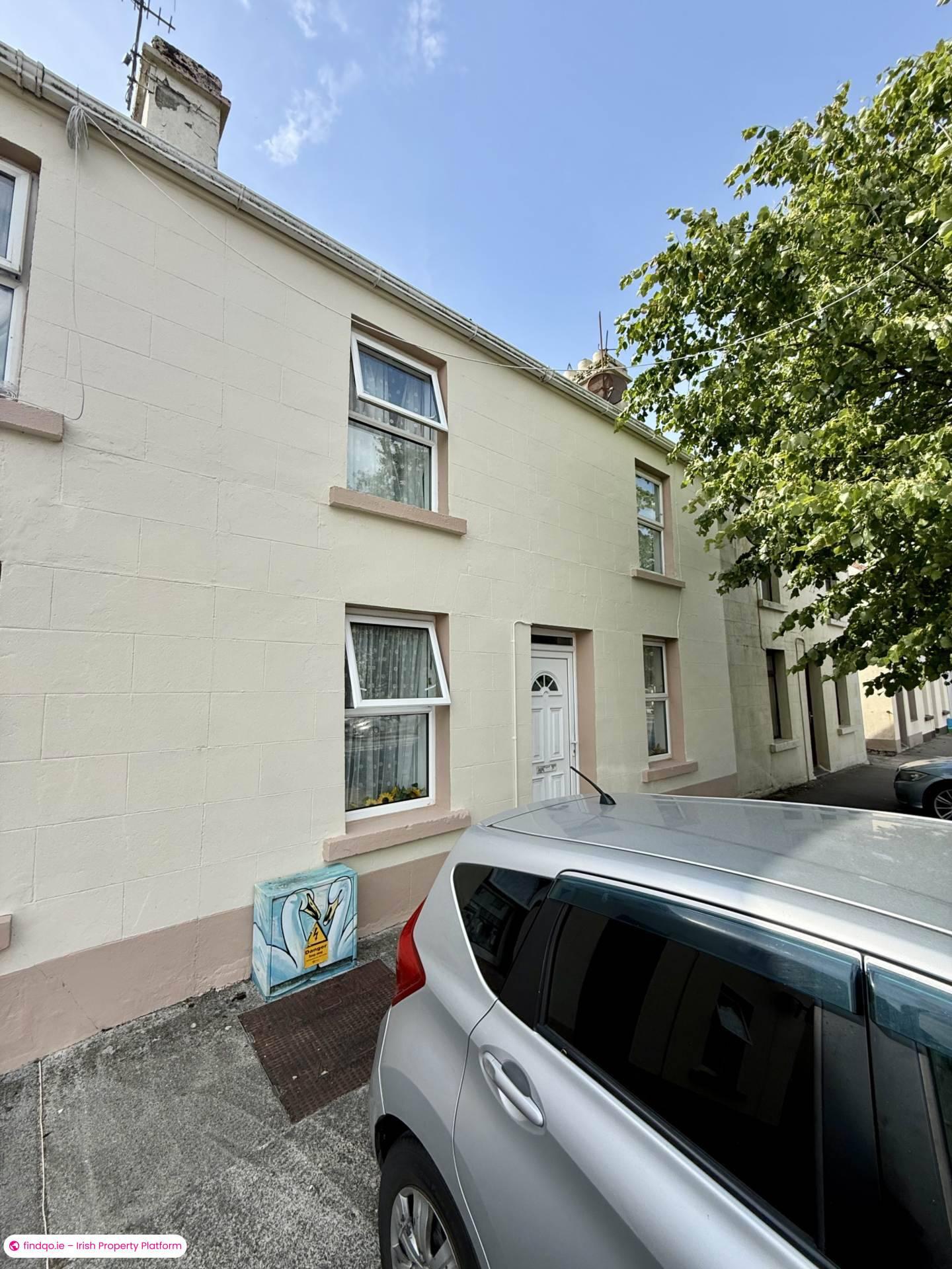 Semi-detached house for Sale in Glenamaddy, Galway