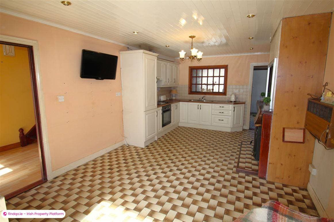 Detached house for Sale in Clonegal, Wicklow