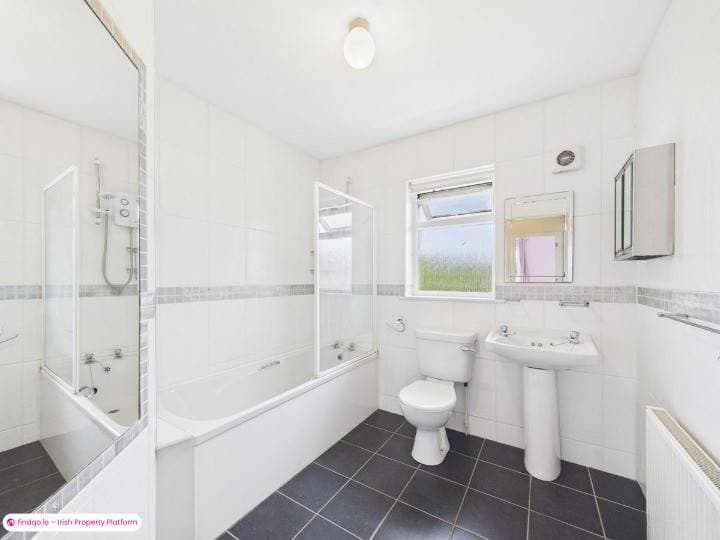 Semi-detached house for Sale in Passage East, Waterford