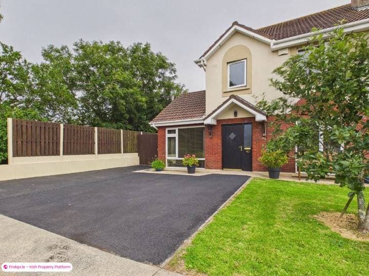 Semi-detached house for Sale in Passage East, Waterford