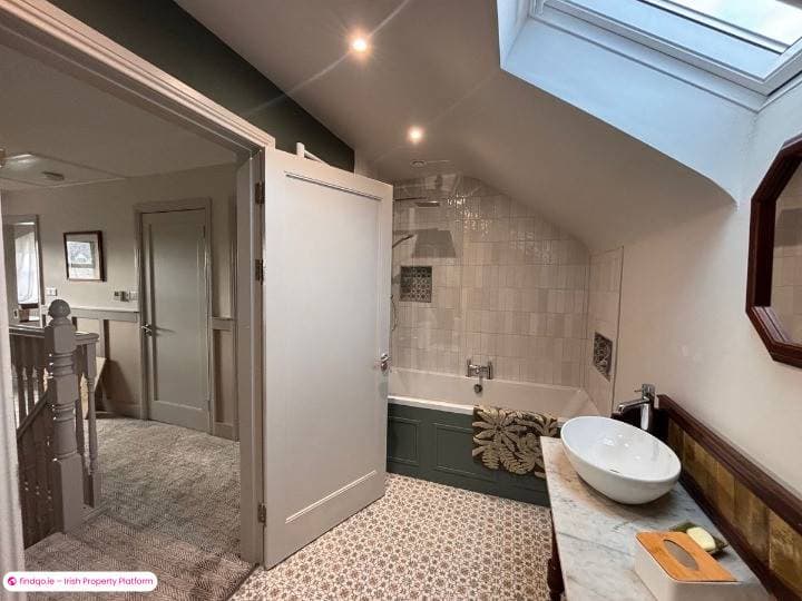 4 Bedroom House for Rent in Shanagarry, Cork