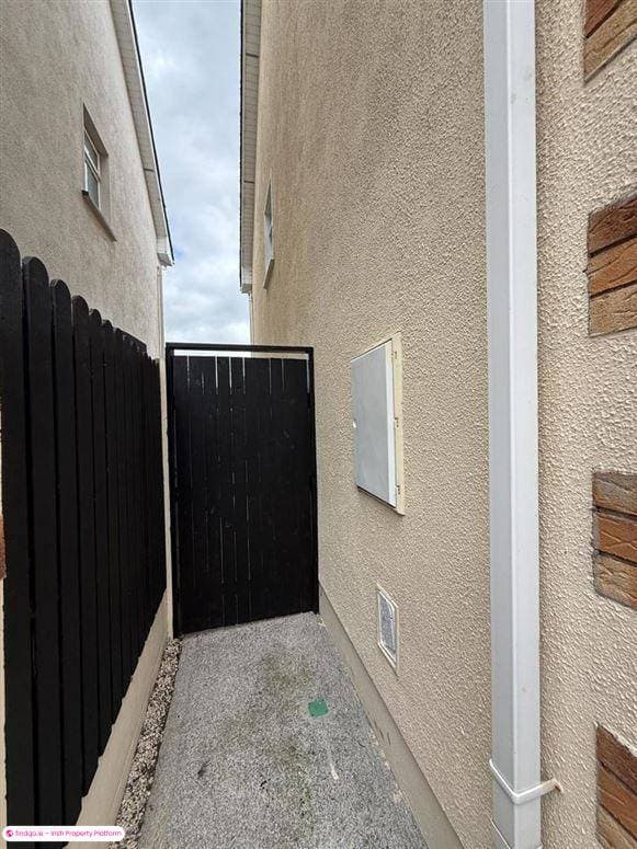 Semi-detached house for Sale in Castlerea, Roscommon