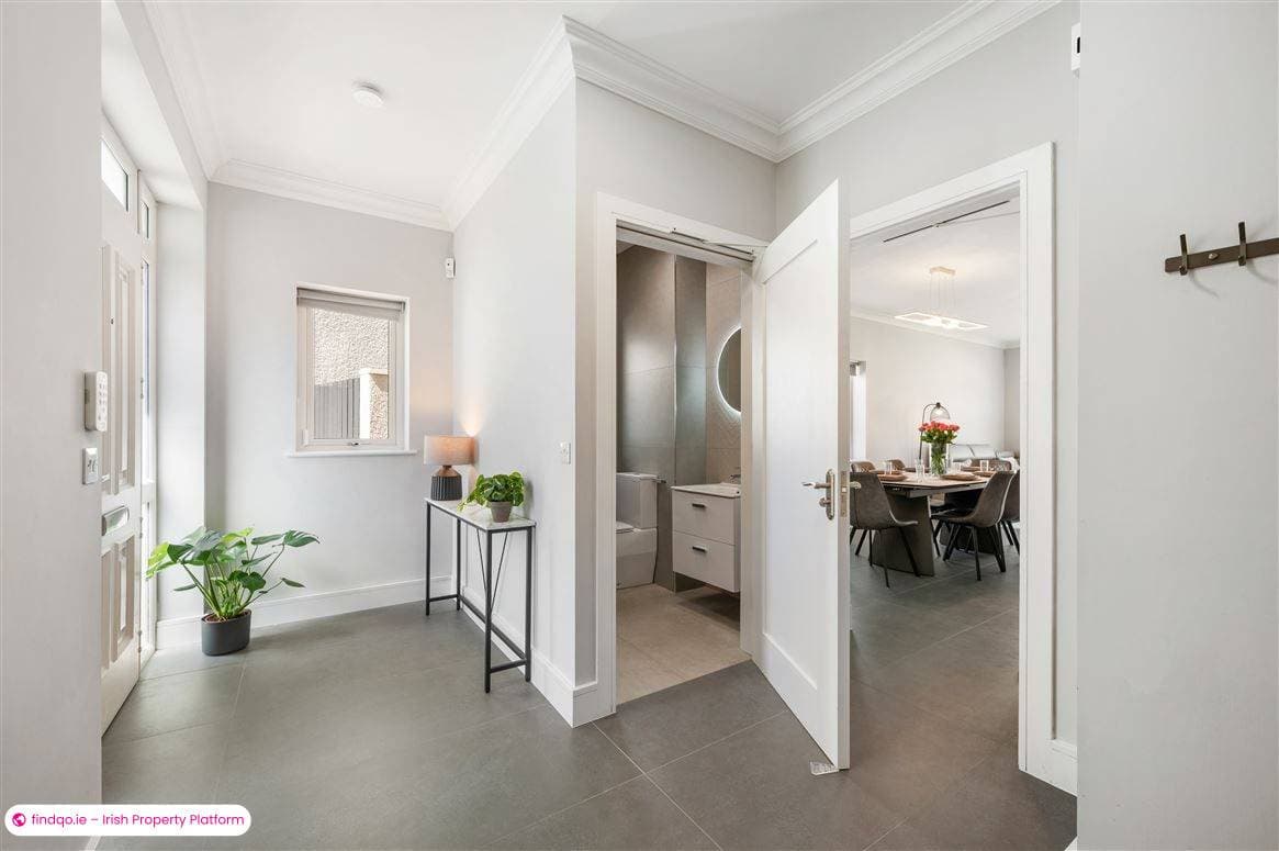 Detached house for Sale in Carrigaline, Cork