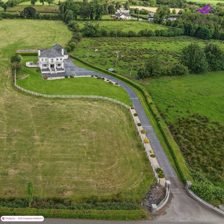 Detached house for Sale in Ballinalee, Longford