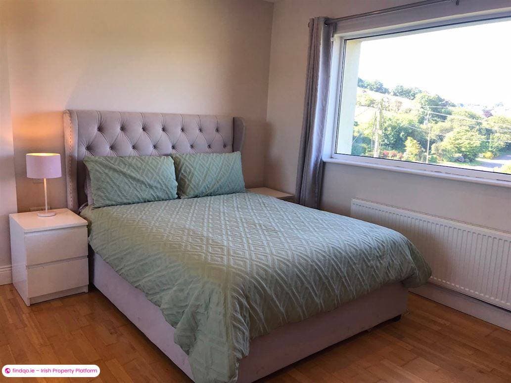 Semi-detached house for Sale in Bantry, Cork