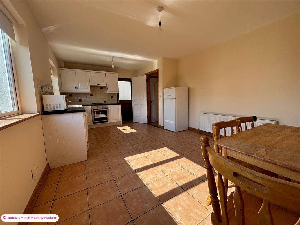 Semi-detached house for Sale in Rathdowney, Laois