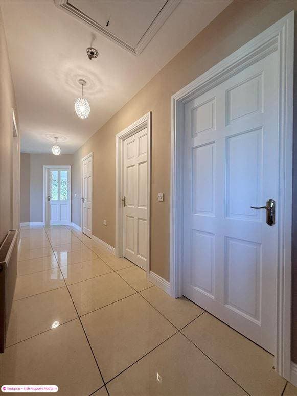 Detached house for Sale in Ballaghaderreen, Roscommon