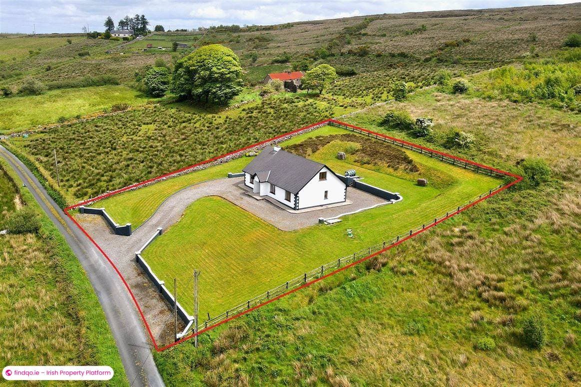 Detached house for Sale in Ballaghaderreen, Roscommon